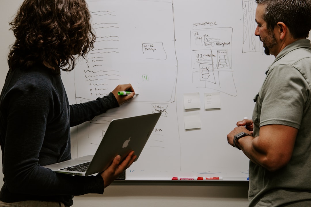 Responsable e-commerce certifié en France : parcours et conseils