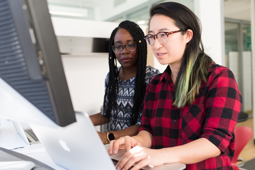 Certification low code pour carrière numérique réussie.