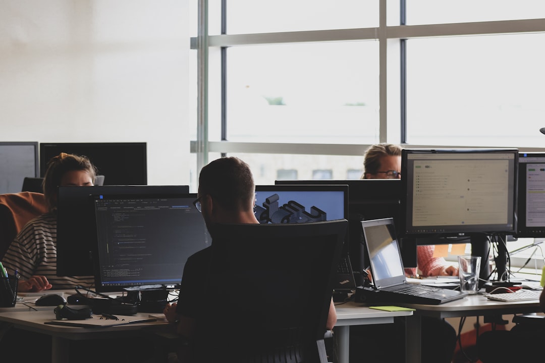Principes et applications de la cryptographie en cybersécurité.